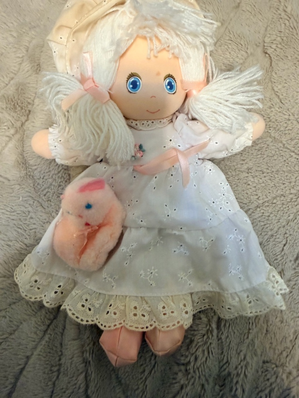 Vintage 1982 Eyelet Soft Rag Doll with Cat Plush AmToy American Greeting 11.5”